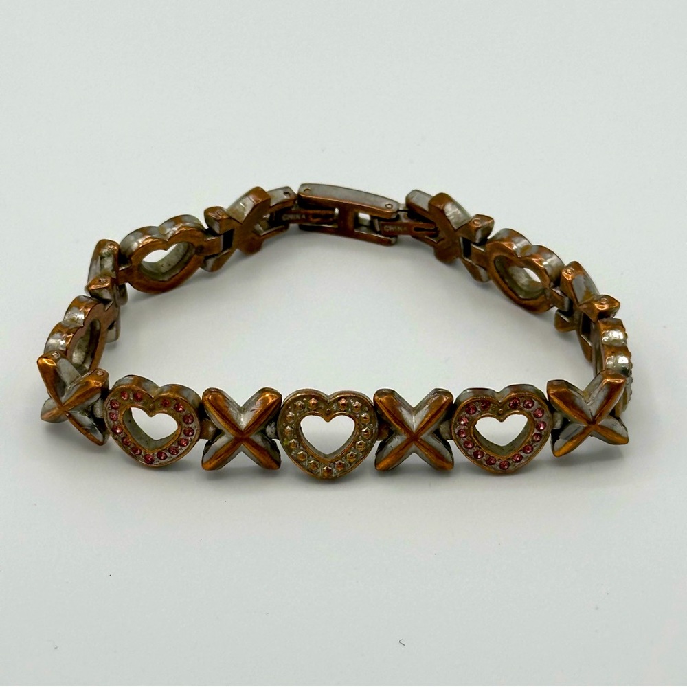 Kisses & Hearts Bracelet. (SKU 185)